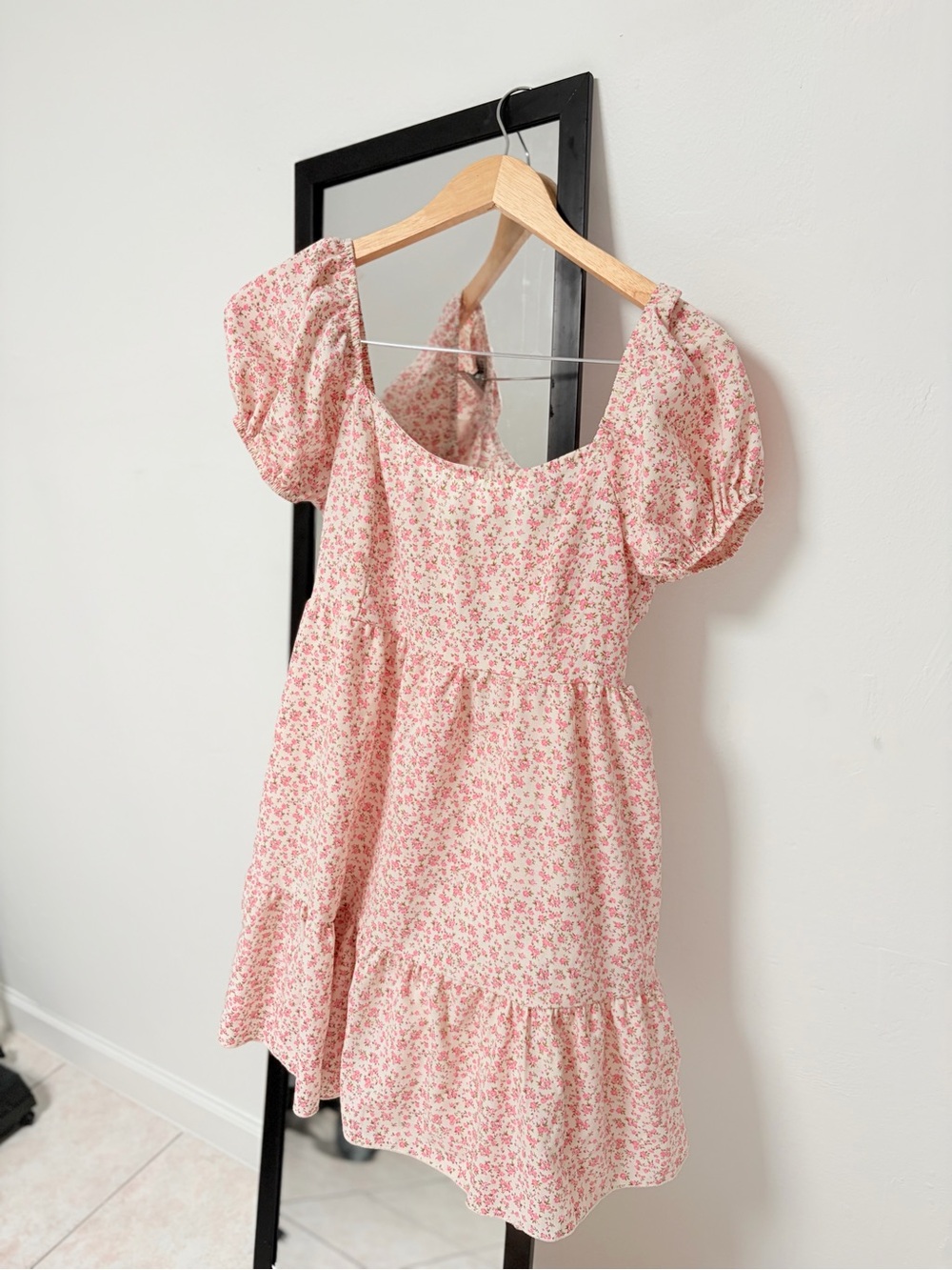 Altar’d State Floral Puff-Sleeve Mini Dress Size Medium